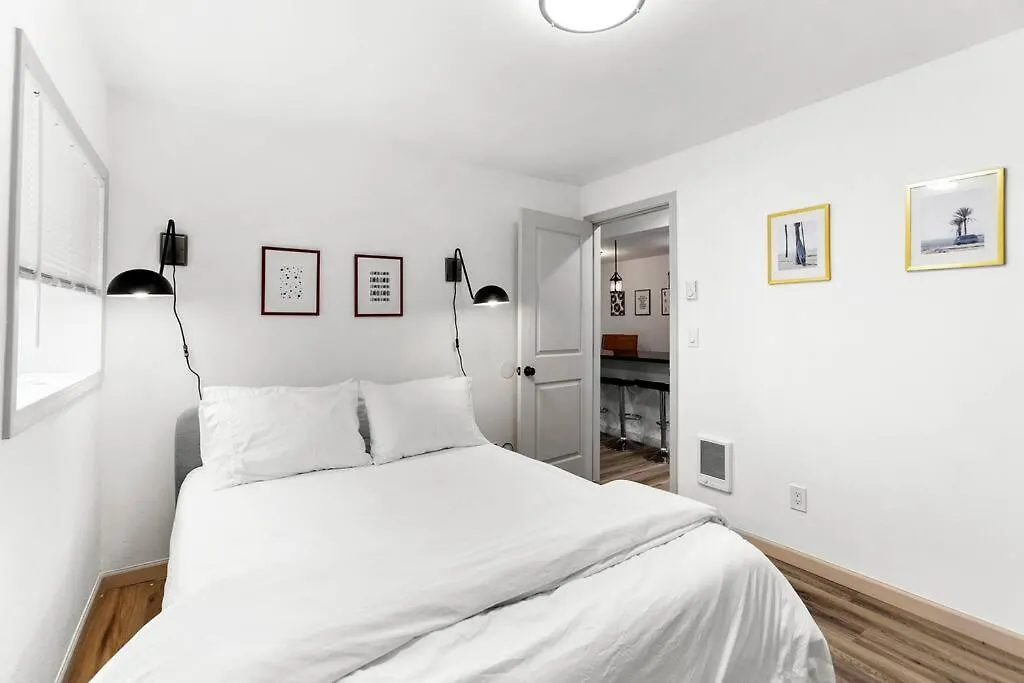 Hillside In Seattle - Updated And Well Appointed. United States